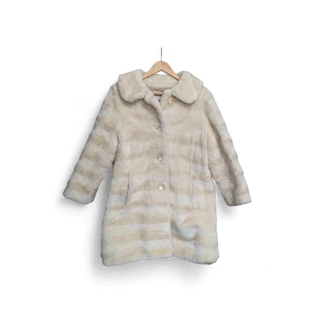 Irving Posluns Chic Cream Faux Fur Coat